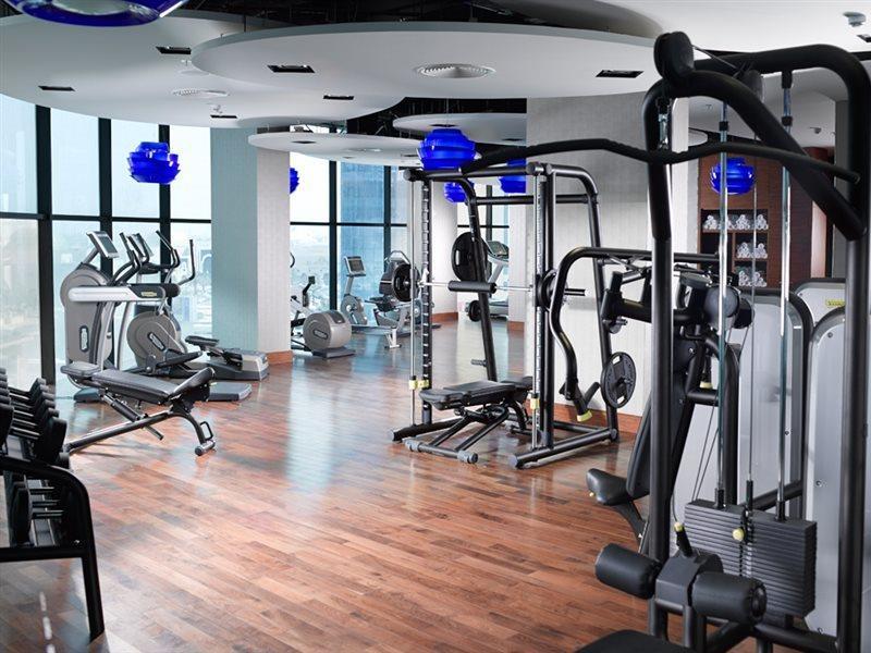 מנאמה Ramee Grand Hotel And Spa מראה חיצוני תמונה A gym